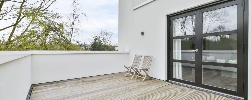 Deck contractors in San Bruno